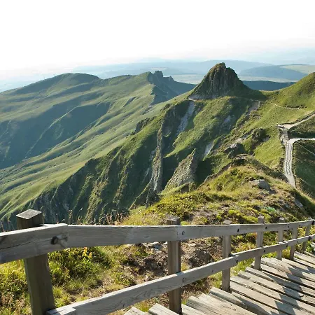 Beau Duplex T3 Au Mont-dore Avec Parking, Pres Des Thermes - Fr-1-608-151