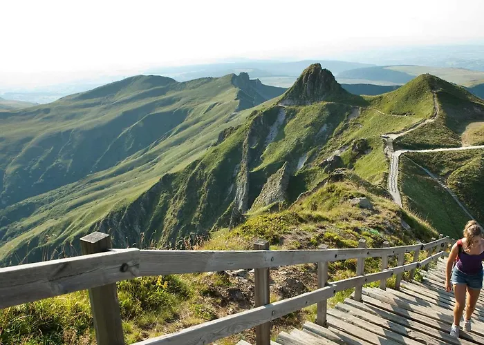 Beau Duplex T3 Au Mont-dore Avec Parking, Pres Des Thermes - Fr-1-608-151